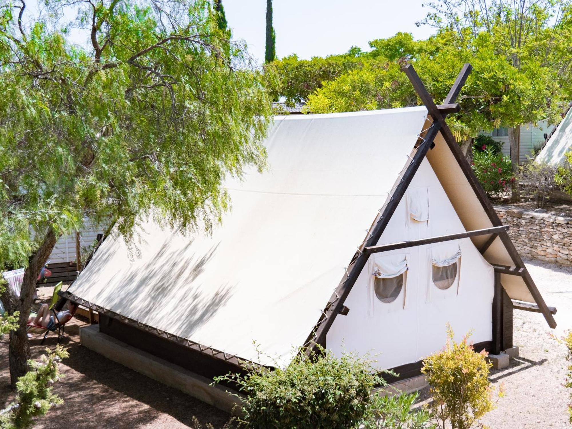 Camping L'Orangeraie Cálig 外观 照片