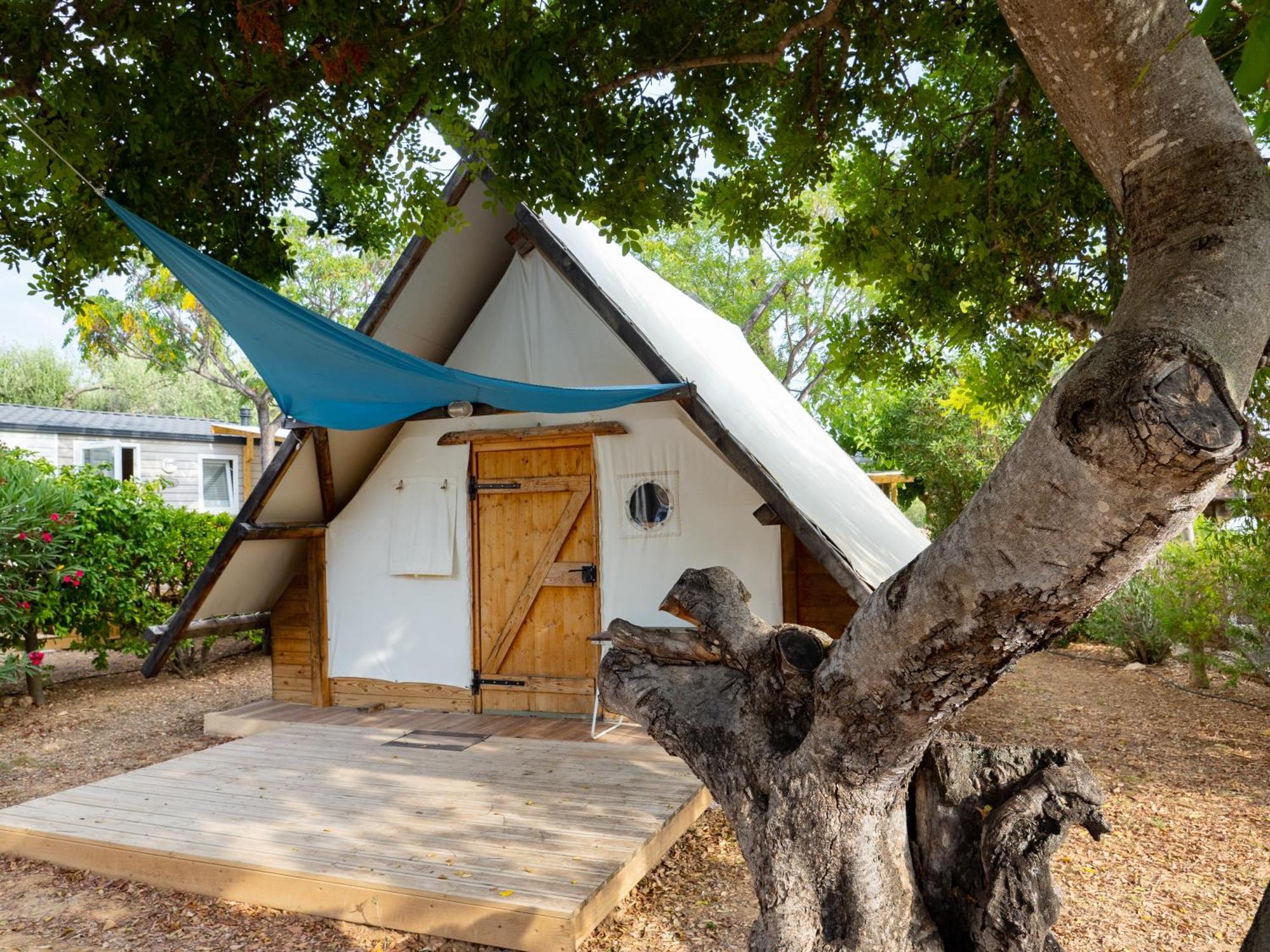 Camping L'Orangeraie Cálig 外观 照片