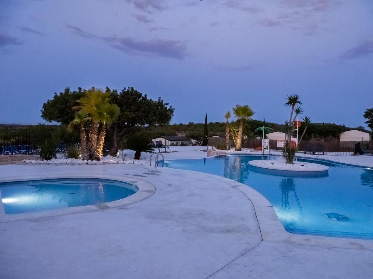 Camping L'Orangeraie Cálig 外观 照片